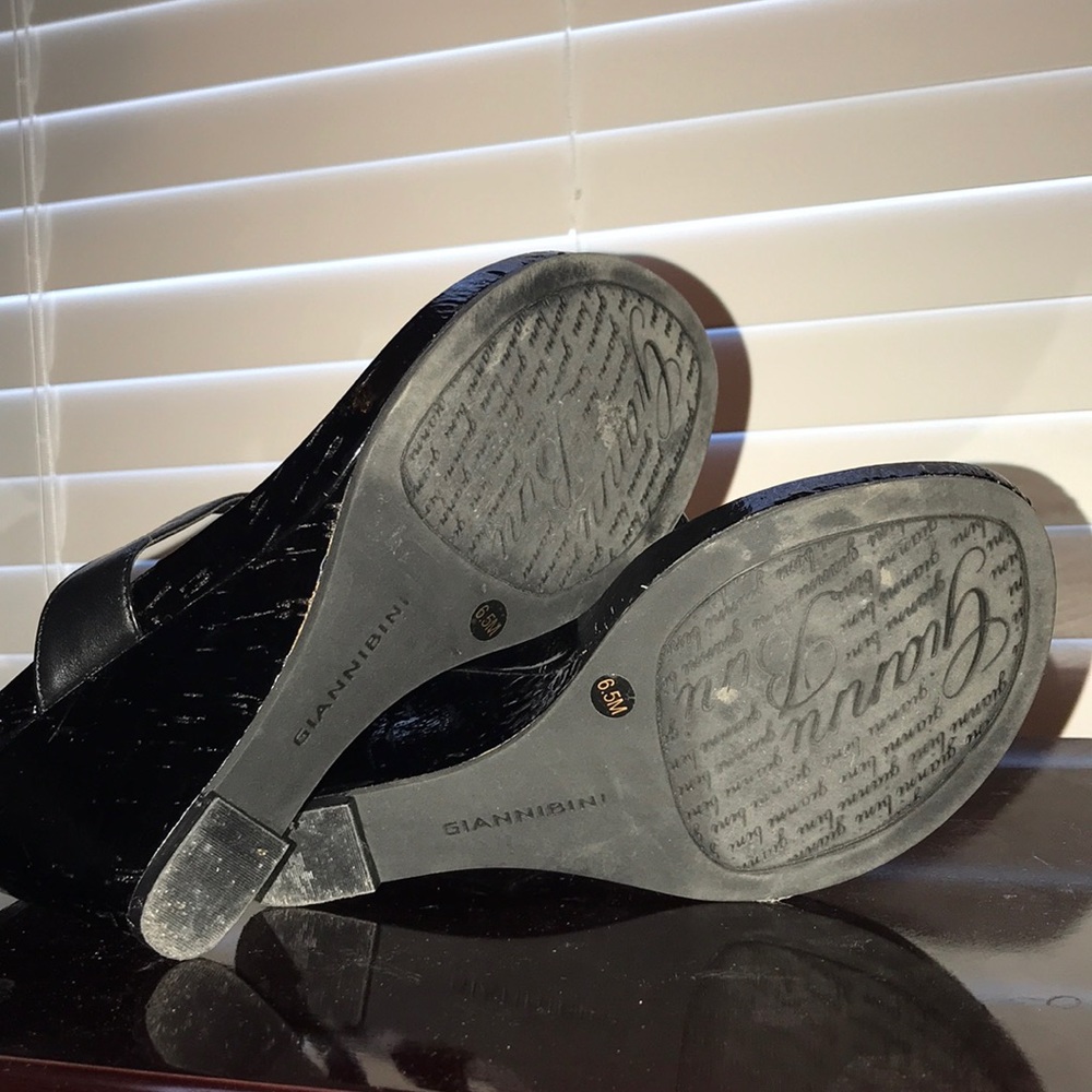 Sandals! - Picture 5 of 5